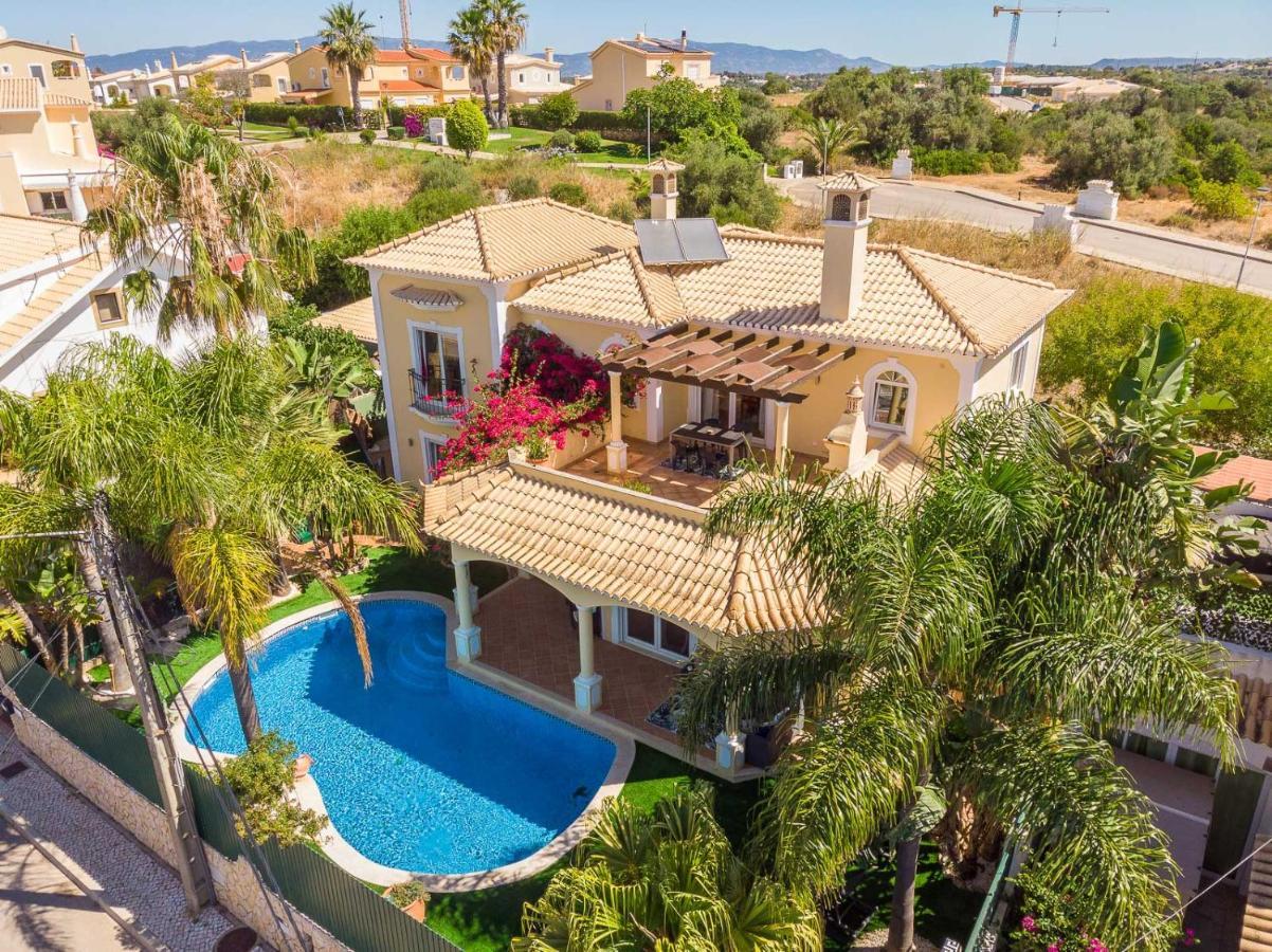 Oasis Tropical, Jardim E Piscina! Apartment Portimao Luaran gambar